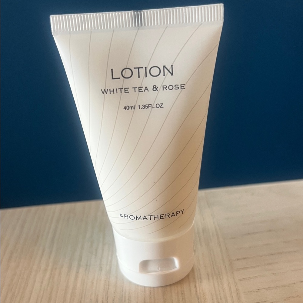 White Tea & Rose Lotion - Venetian Las Vegas Cream
